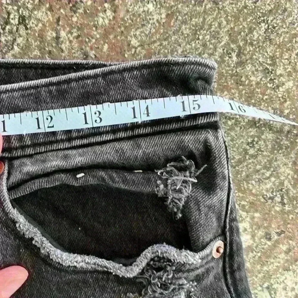 Abercrombie 90’s Straight Ultra High Rise Curve Love Black Distressed Jeans 10R - Picture 10 of 15